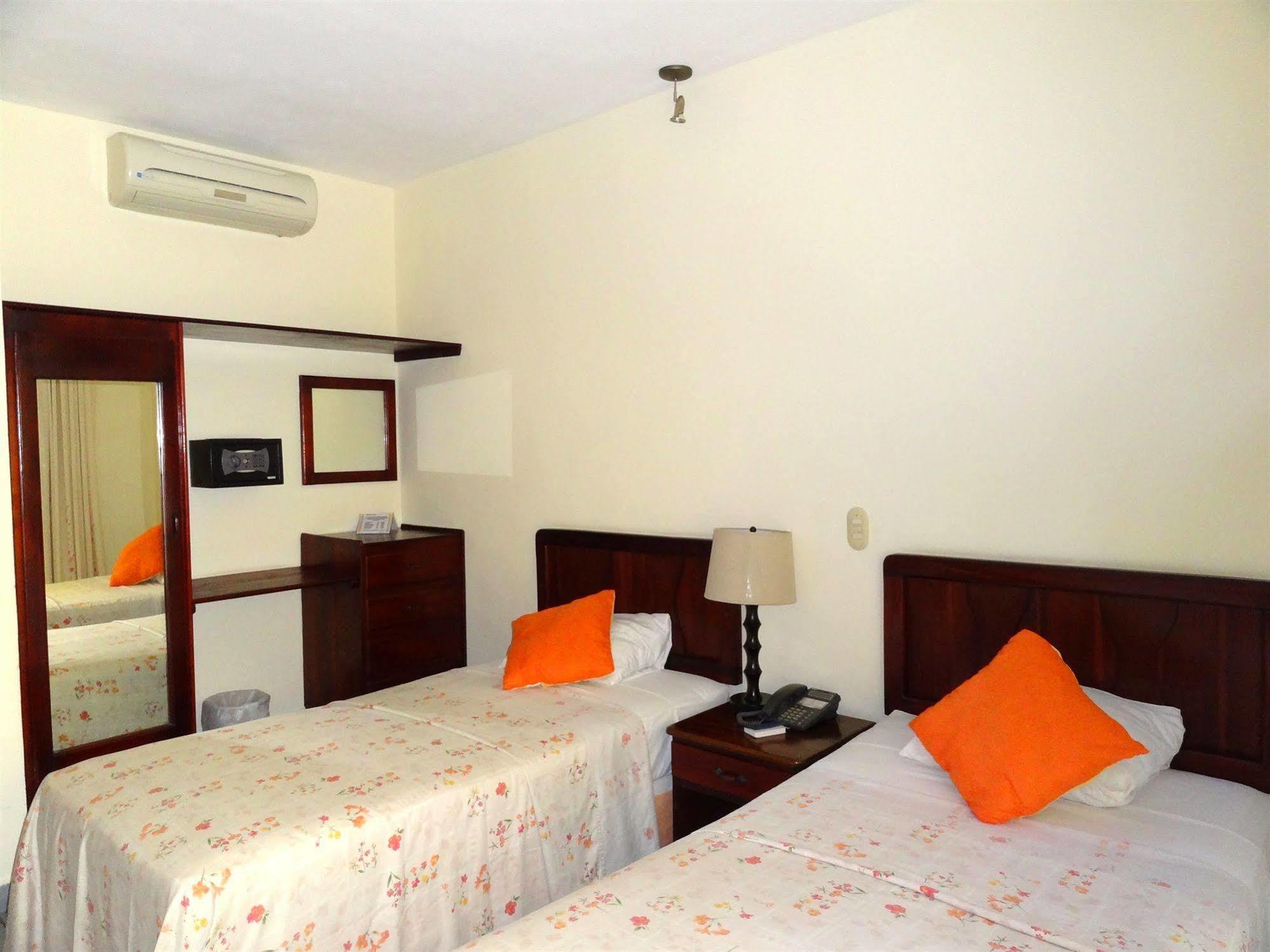 Hotel Costa Azul County Beach Puerto Cortés Esterno foto
