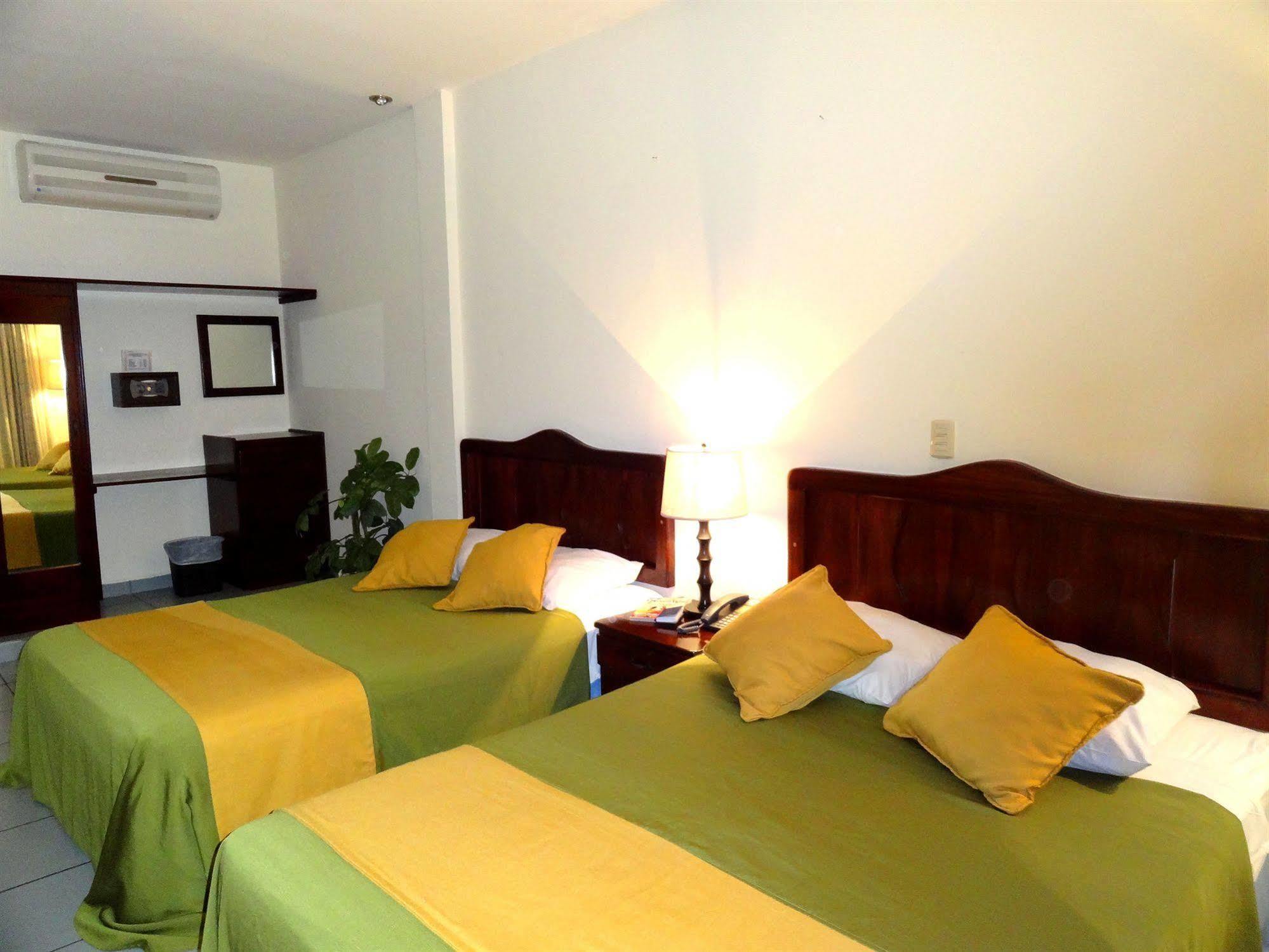 Hotel Costa Azul County Beach Puerto Cortés Esterno foto